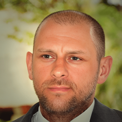 Dr. Scott. J. Threlfall